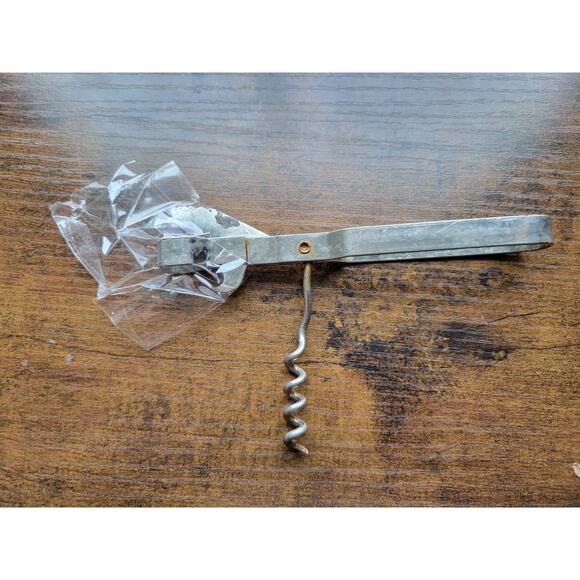 Vintage Vaughan's Manual Can Opener, Bottle Opener Multi-Tool - 29 cents - USA - Picture 8 of 8